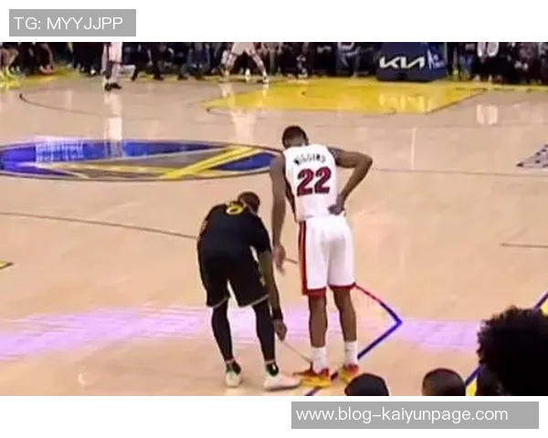 维金斯上半场表现抢眼9投4中斩获10分未用计算器展现实力